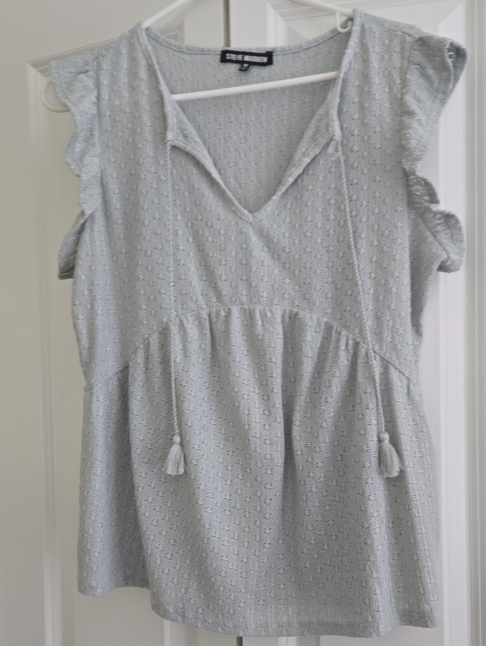 Steve Madden Light Gray/Blue Eyelet V-Neck Tassel Tunic